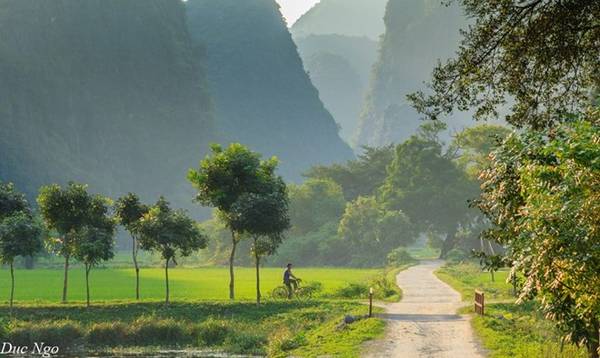 Seducing tourists from near and far is not only because of famous landmarks such as Trang An, Tam Coc Ninh Binh,